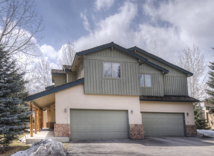 Exterior & Views, Millers Creek Resident, Eagle
