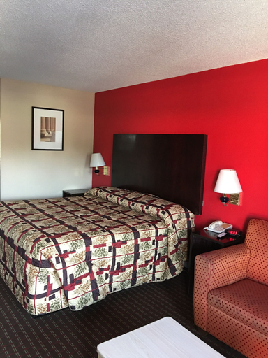 Bedroom 5, Western Motel, Simpson