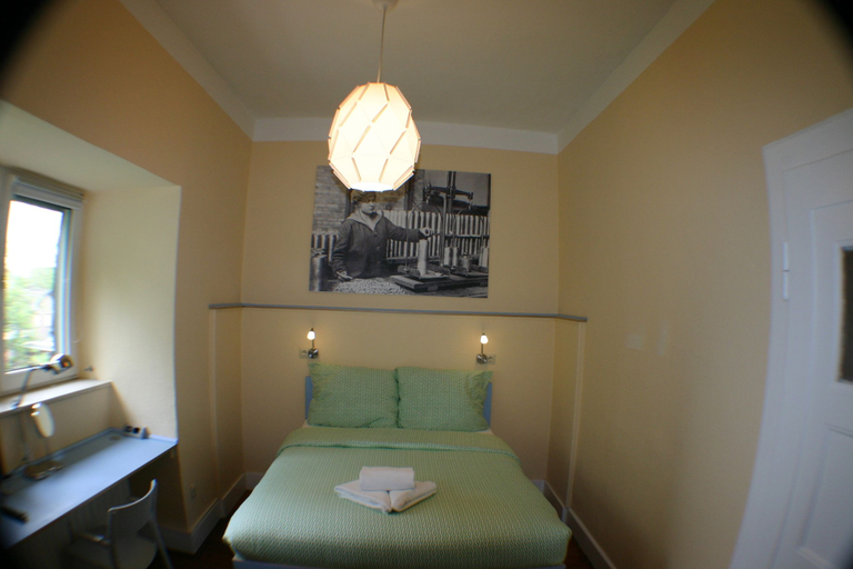 Bedroom 4, Central Pension, Duisburg