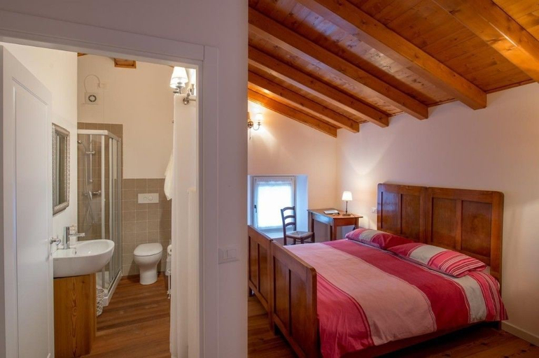 Bedroom 3, Agriturismo Borgo Titol, Pordenone