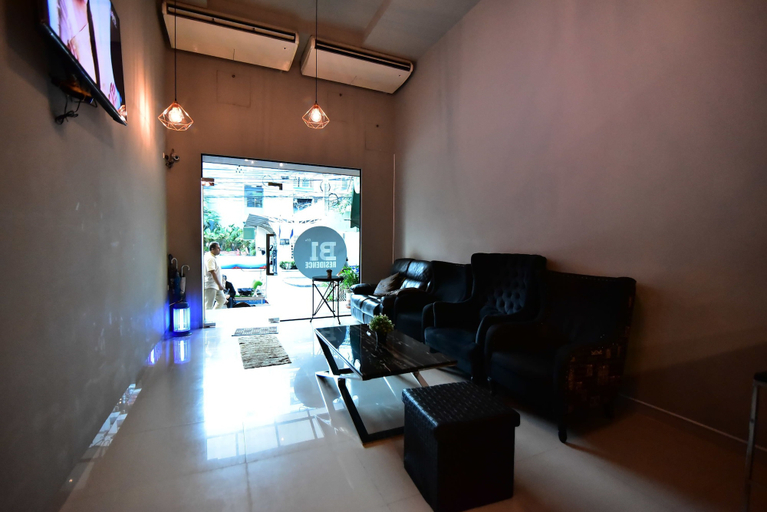 Others 5, B1 Residence, Wattana