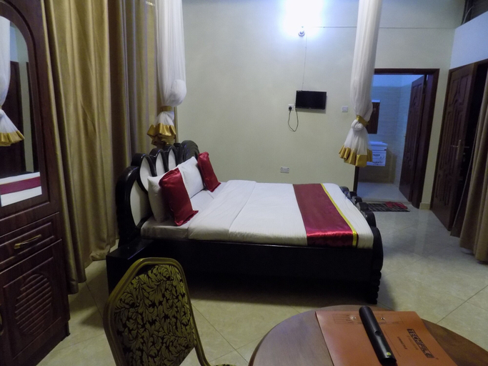 Bedroom 3, City Entry Hotel, Mbarara