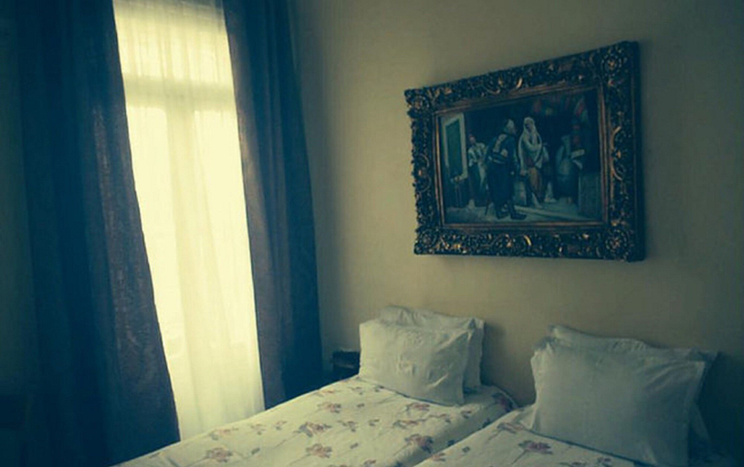 Others 5, Hotel Des Princes, Constantine