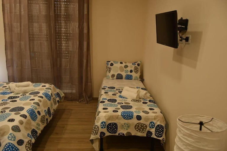 Bedroom 3, B&b Viatrento30, Salerno