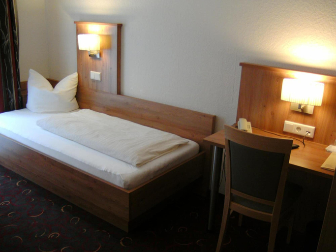Bedroom 2, Hotel Garni Fuchs, Eichstätt