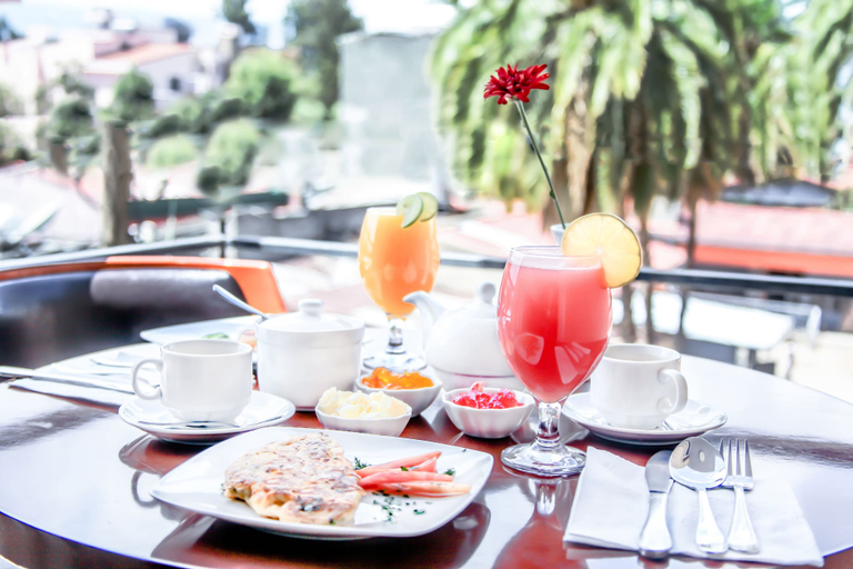 Food & Drinks 5, Stay Easy, Addis Abeba