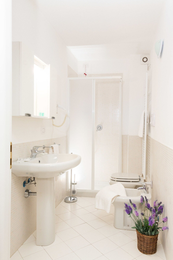 Bathroom 4, La Rosa delle Dolomiti, Trento
