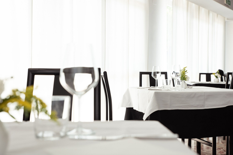 Food & Drinks 5, Hotel Adria, Teramo