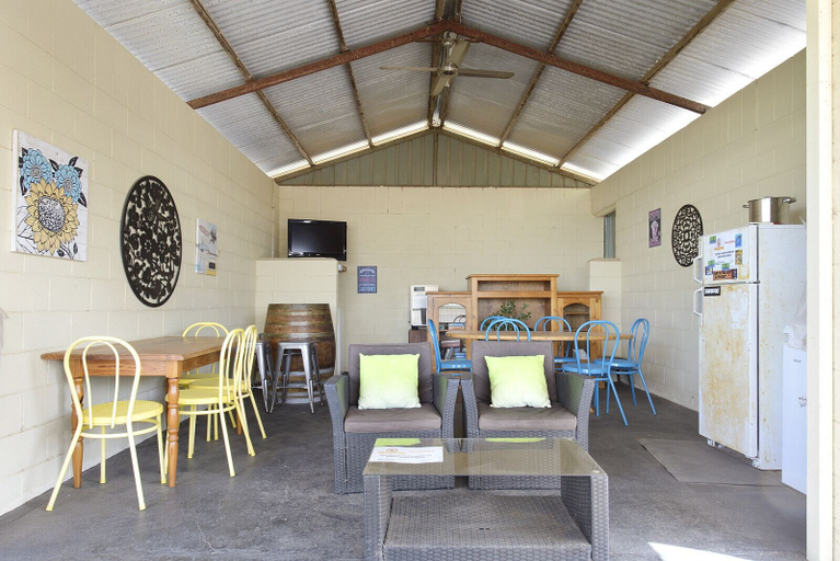 Food & Drinks 5, Moonta Bay Accommodation, Copper Coast