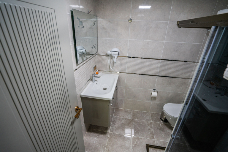 Bathroom 4, Lion City Hotel Kizilay, Çankaya