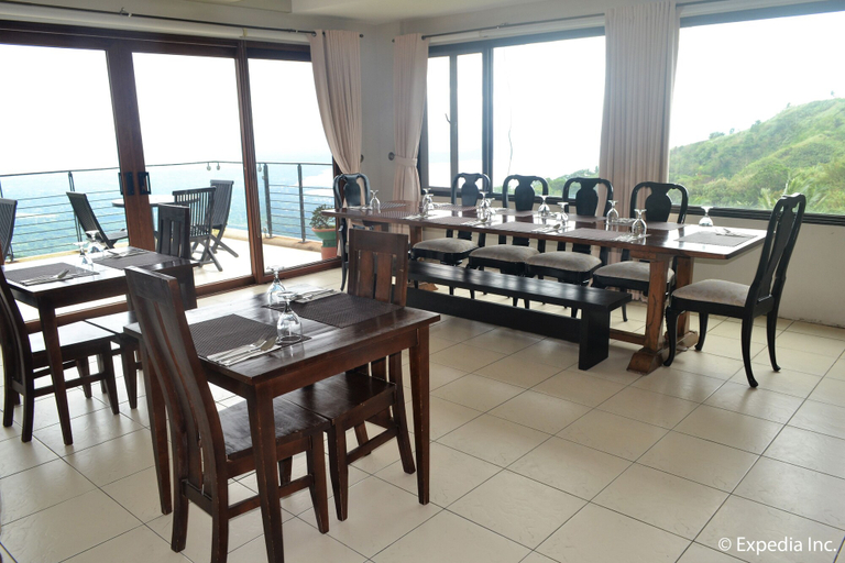 Food & Drinks 5, 8 Suites By Fat Jimmy's, Tagaytay City