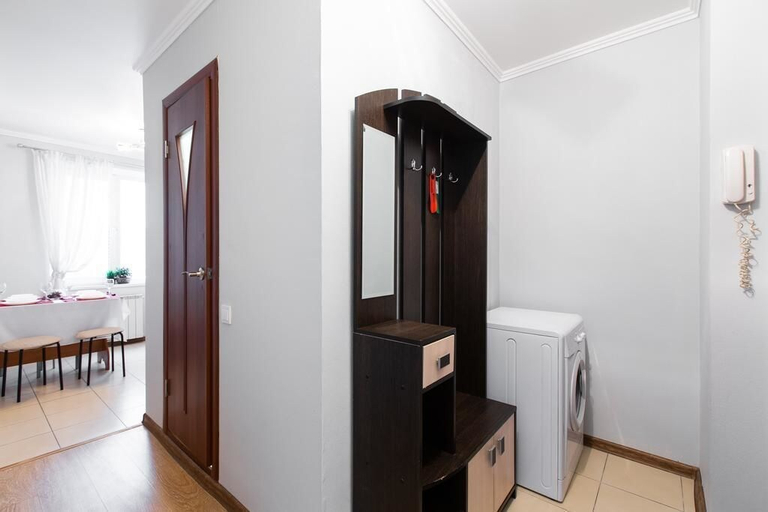 Others 5, GoodAps 2-Spasonalivkovskiy Pereulok 16, Central