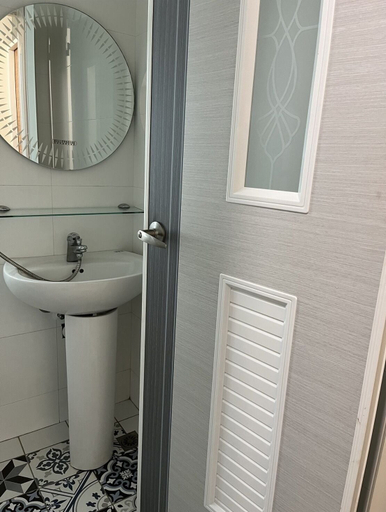 Bathroom 5, Rhine Castle Hotel, Taichung