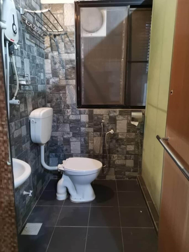 Bathroom 4, HS Farm Stay, Ledang