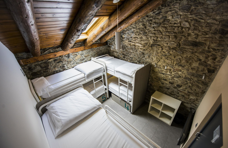Bedroom 3, Mountain Hostel Tarter