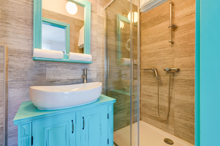 Bathroom 5, Heritage hotel Chersin, Fažana