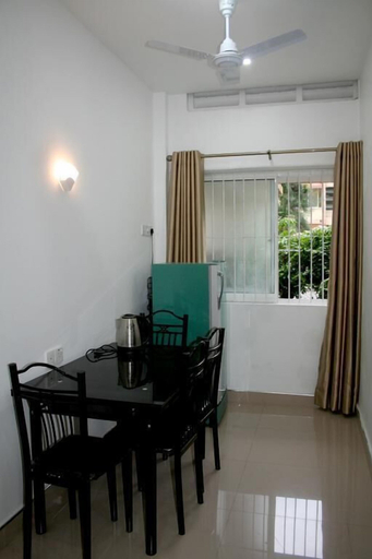 Others 5, Bamba Flat, Thimbirigasyaya