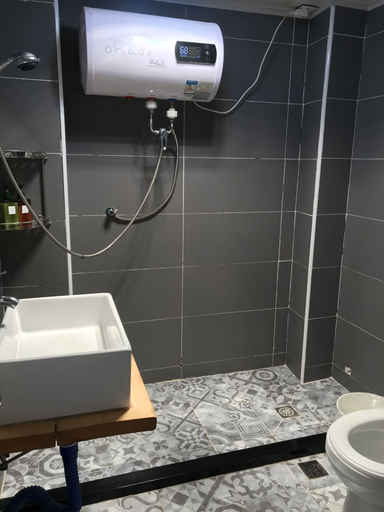 Bathroom 3, VK House No.5 Jingan Temple, Shanghai