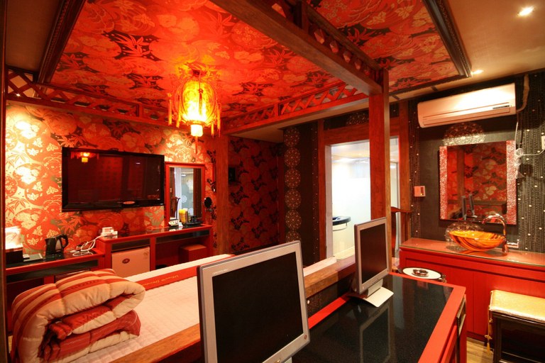 Others 3, Hera Hotel, Sasang