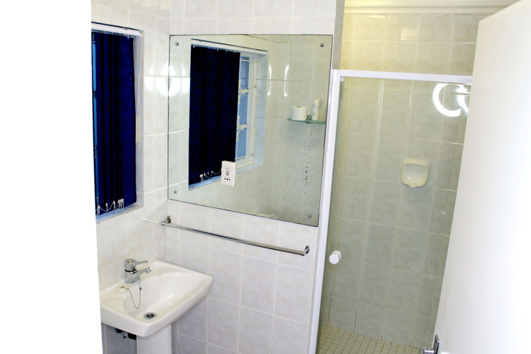 Bathroom 4, Mandalay B&B, eThekwini