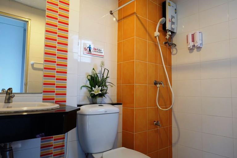 Bathroom 4, Casa Blanca, Chatuchak