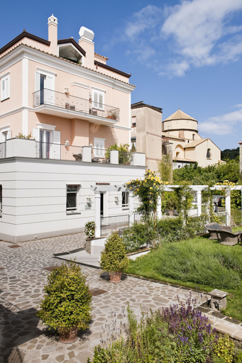 Exterior & Views 2, Boutique Hotel Ristorante Don Alfonso 1890, Napoli