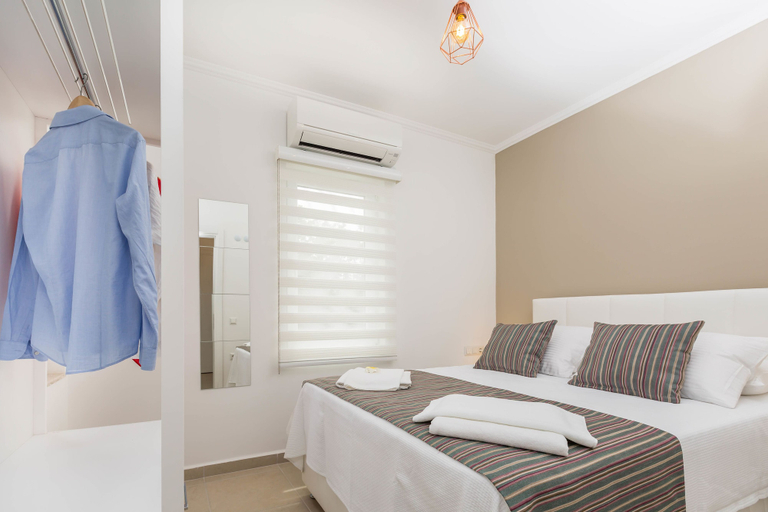 Bedroom 2, Erdem City Apart Hotel, Kaş