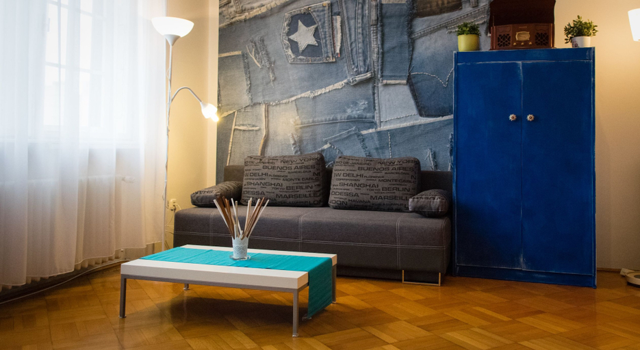 Others 5, Studio 4u Apartment, Budapesti