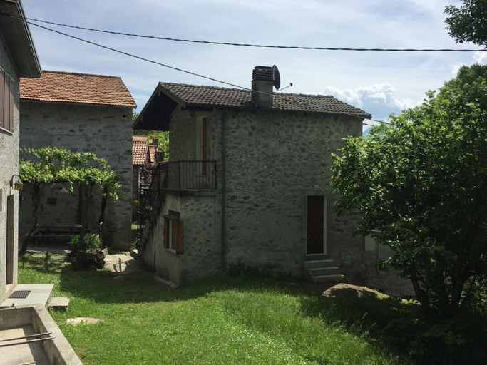 Exterior & Views 2, B&B Lake Como Cottage, Lecco