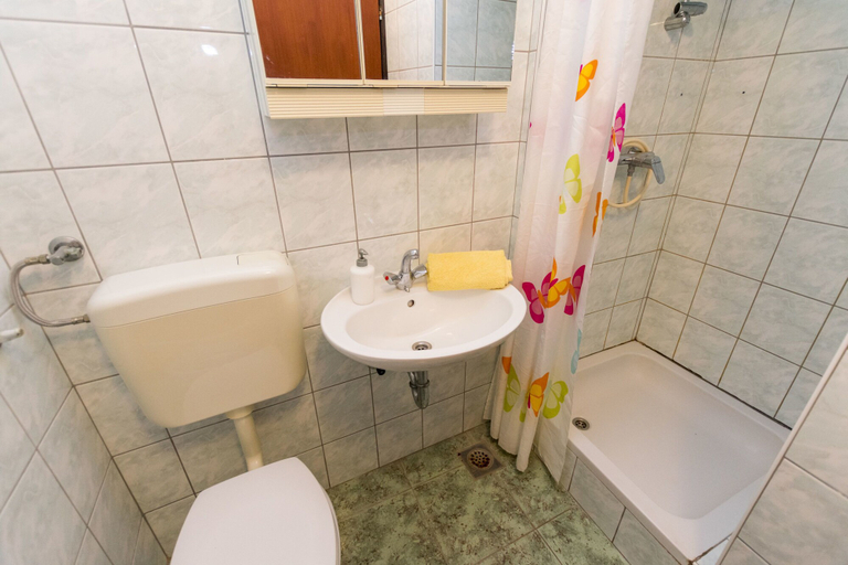 Bathroom 3, Apartments Ksenija, Primošten
