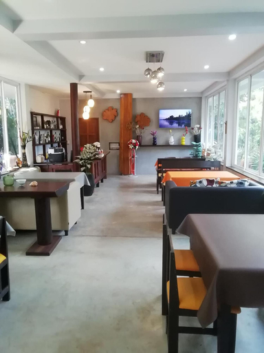 Food & Drinks 4, The Theatre Villa, Bang Saphan