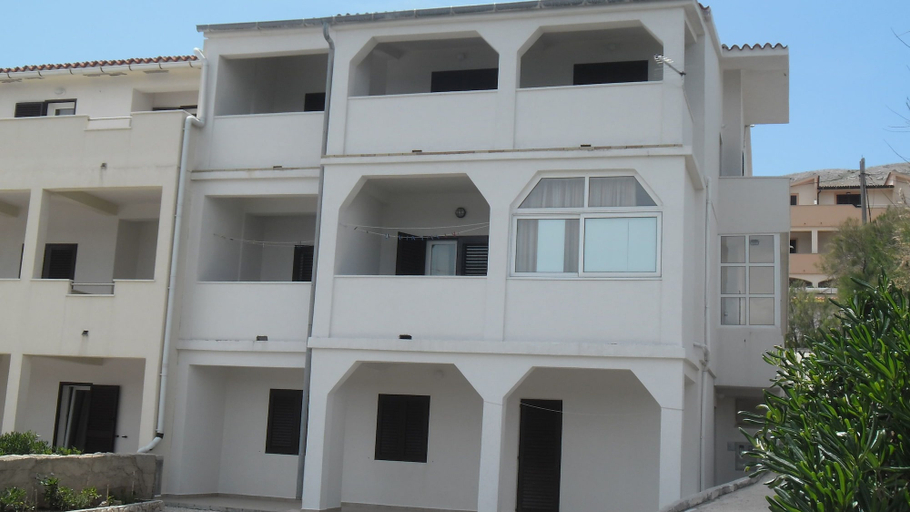 Exterior & Views 2, Apartments Pavicic Marija, Pag