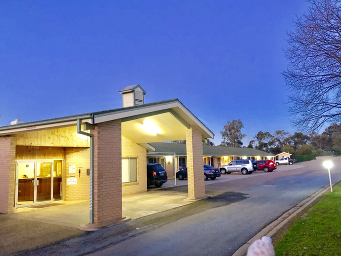 Exterior & Views 2, Golfview Motor Inn, Wagga Wagga - Pt A