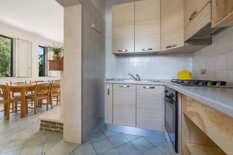Others 5, Villa Orange, Lecce