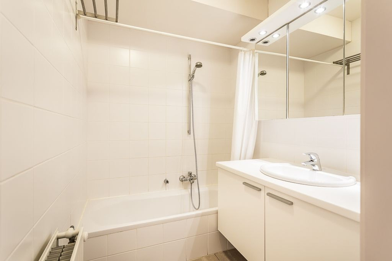 Bathroom, Gaston Lejeune 304, West-Vlaanderen