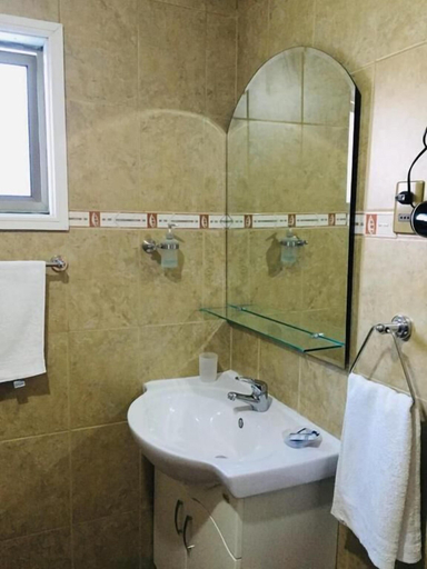Bathroom 5, Casa Lucy, Última Esperanza