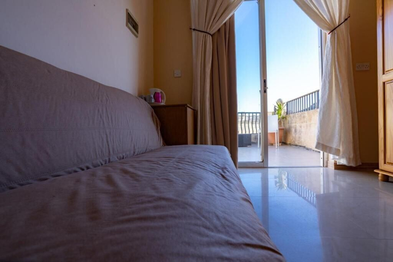 Bedroom 2, Lantern Guest House