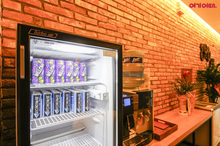 Food & Drinks, Hotel MARI, Nam
