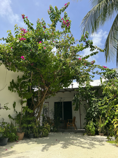 Exterior & Views 2, Lagoon Villa Thoddoo