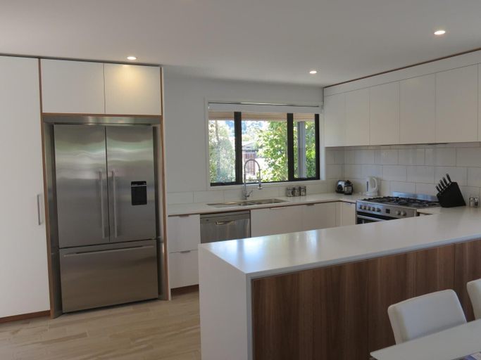 Others 4, The Krook, Queenstown-Lakes