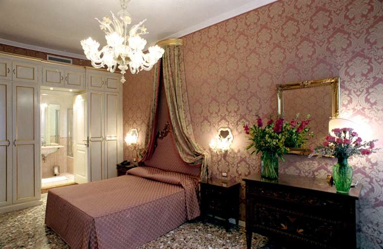 Bedroom 5, Casa Pisani Canal, Venezia