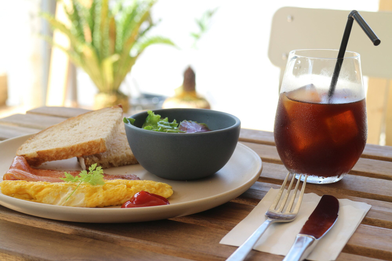 Food & Drinks 5, AIEN Coffee and hostel, Chatan