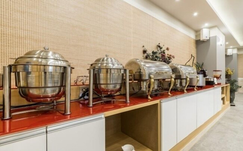 Food & Drinks 5, Central Tourist Hotel, Anyang