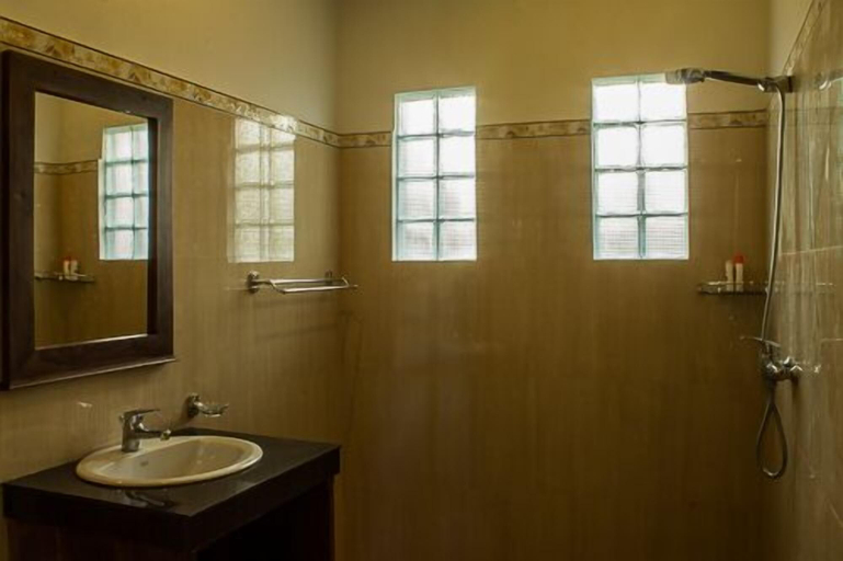 Bathroom 5, Bali Suksma Villa, Gianyar