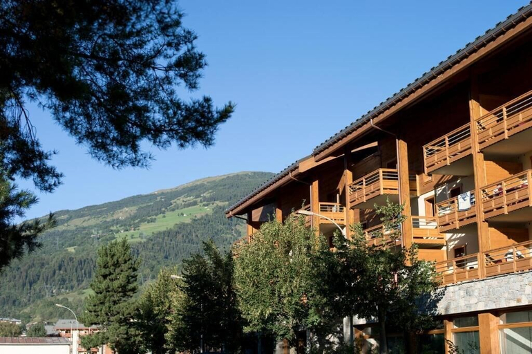 Exterior & Views 2, CGH Résidences & Spas Le Coeur d'Or, Savoie