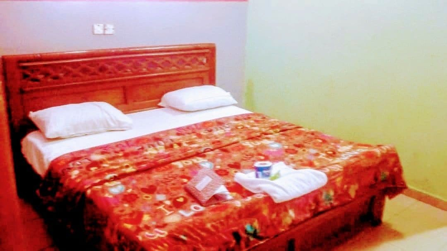 Bedroom 2, Pride Garden Hotel, Calabar