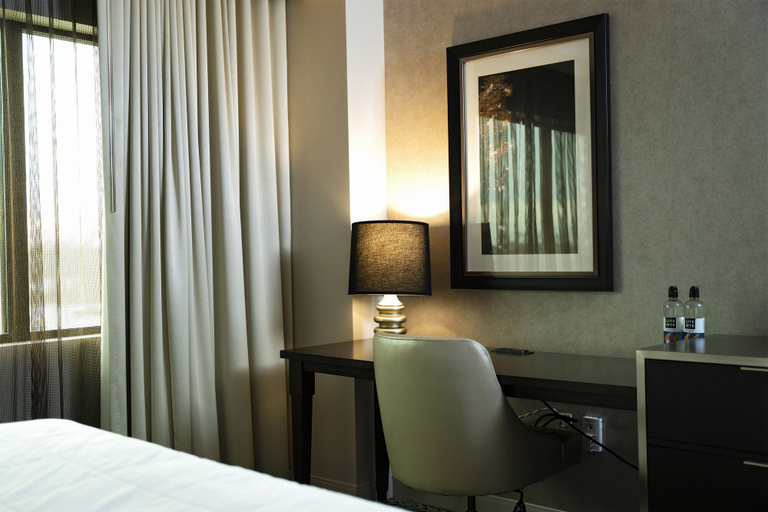 Bedroom 2, Caesars Southern Indiana Hotel & Casino - A Caesars Rewards Destination, Harrison