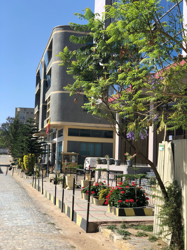 Exterior & Views, Canaan Hotel International, Misraqawi