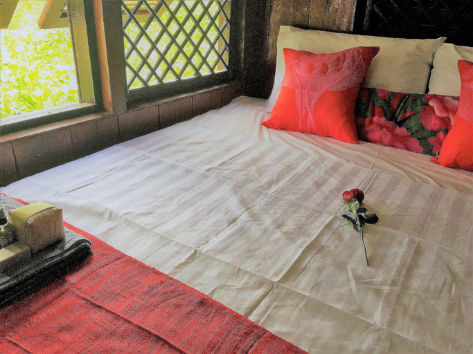 Bedroom 5, Phocea Cruise Phnom Penh to Siem Reap, Phnom Penh