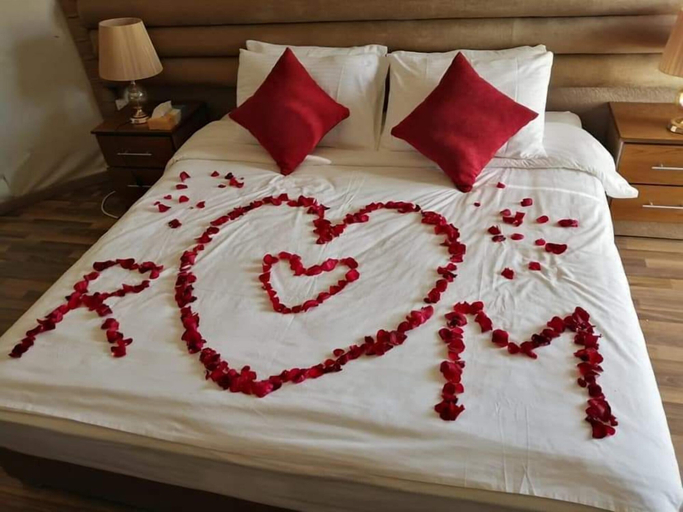 Bedroom 3, Mazayen Rum Camp, Quaira